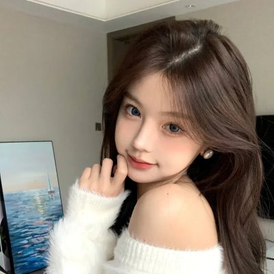 随盲柳入眠的女人